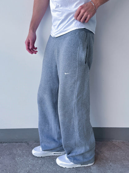 Velvet Graphic Sweats